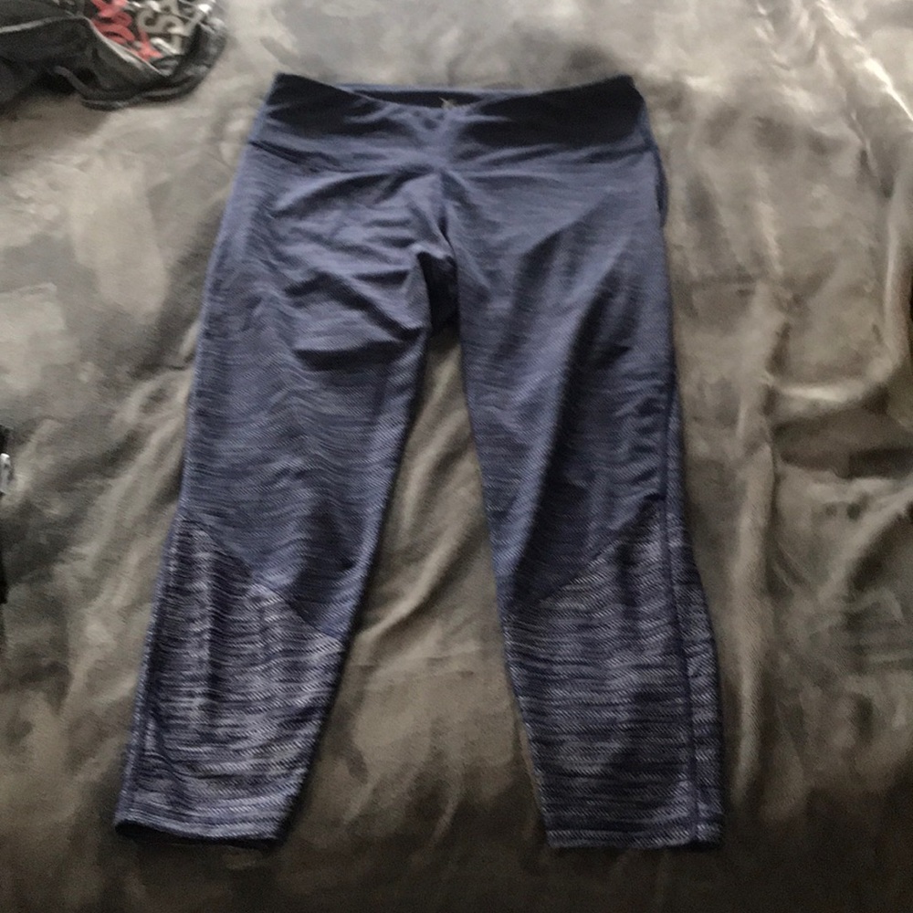 Women’s old navy workout leggings 7/8 length